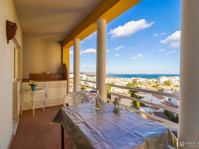 Apartamento T3 com Vista Soberba para o Mar 139m² Lagos Santa Maria