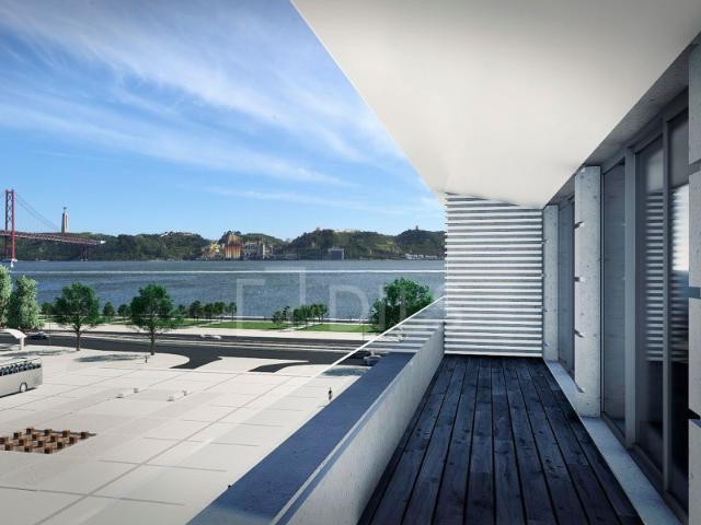 Apartamento T3 com vista rio na Junqueira