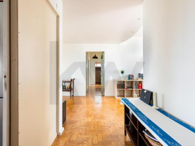 Apartamento T3 com vista rio na Rua Cidade de Benguela, Olivais