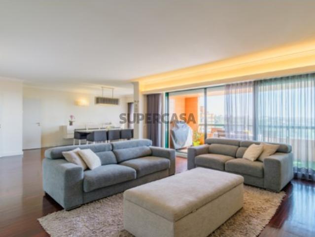 Apartamento T3 com vista rio e vista mar na Arrábida
