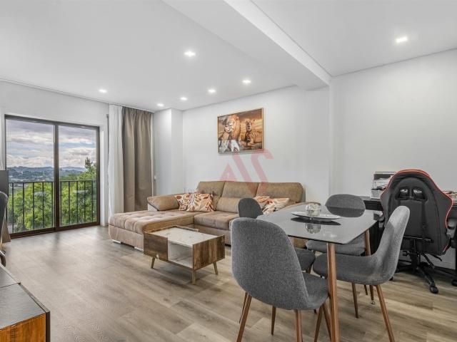 Apartamento T3 | Completamente Renovado | Cozinha equipada |. 100m² Mesão Frio