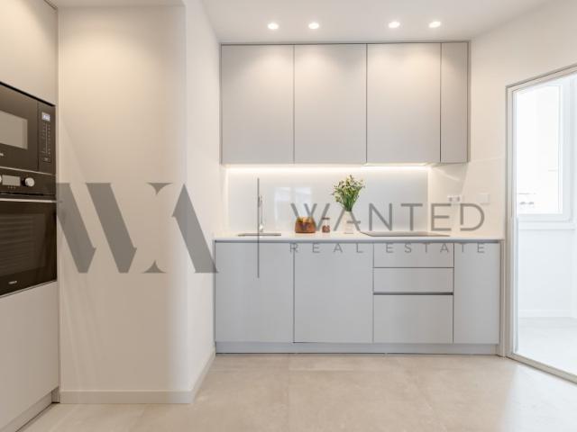 APARTAMENTO T3, COMPLETAMENTE RENOVADO, S. JOÃO DO ESTORIL, CASCAIS