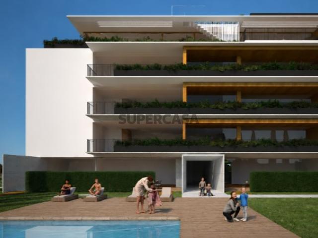 Apartamento T3 | Concrete Residence| Condomínio privado com piscina| Santa Clara, Alto da Guarda Inglesa