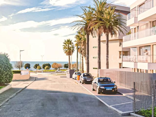 Apartamento T3, condomínio de luxo junto à praia