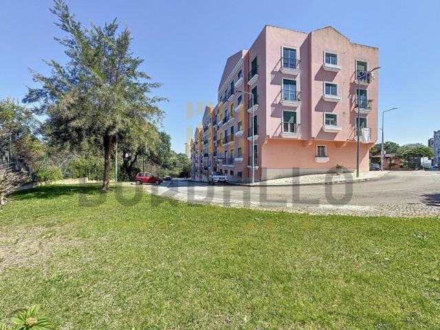 Apartamento T3 Condomínio Pátio Rosa Corroios