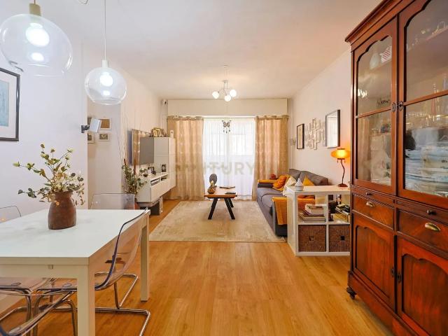 Apartamento T3 Corroios/ Miratejo c/Elevador