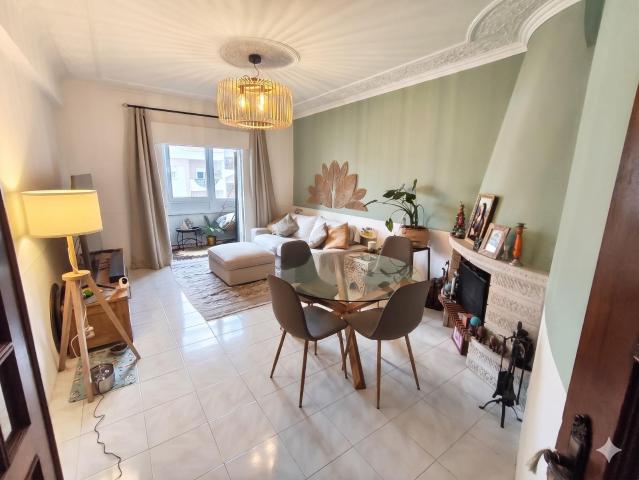 Apartamento T3 Cruz de Pau – Amora Espaço, Conforto e Excelente Localização!