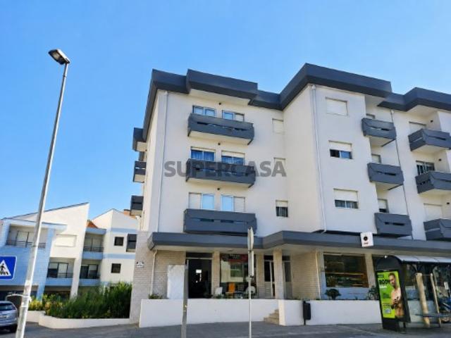 Apartamento T3 de 3 Frentes no Centro de Gueifães