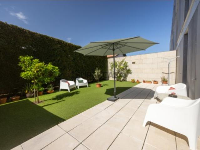 Apartamento T3 de Luxo na Maia | Condomínio Fechado com Piscina | Terraço | 307 m² de Área Total