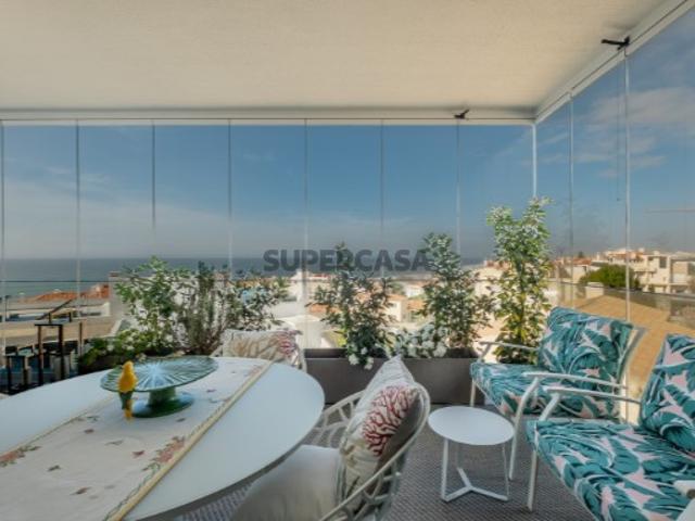 Apartamento T3 de Luxo na Ericeira com Vista de Mar Deslumbrante