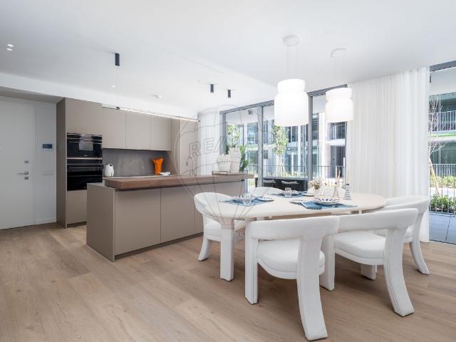 Apartamento T3 de luxo à venda em Braço de Prata