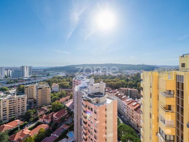 Apartamento T3 de Luxo c/ Vista Panorâmica Exclusiva Laranjeiras