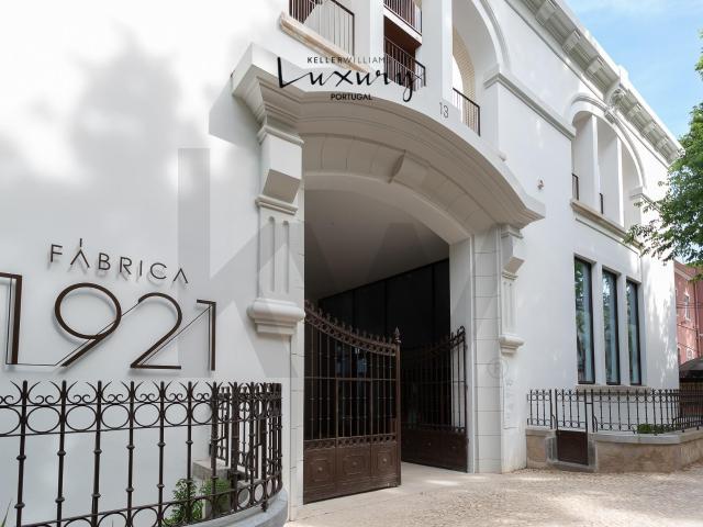 Apartamento T3 de Luxo | Condomínio Fechado Fábrica 1921 | B. 157m² Benfica