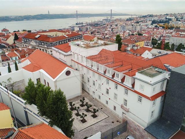 Apartamento T3 de luxo para arrendar em Lisboa