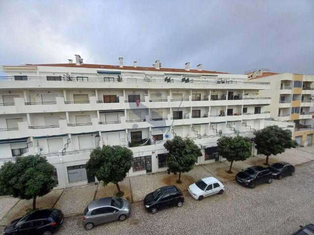 Apartamento T3 Duplex com Estacionamento 82m² Costa da caparica
