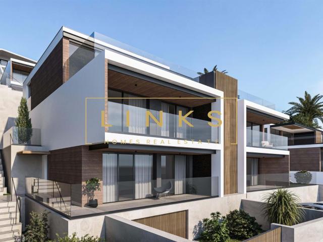Apartamento T3 Duplex com Jardim e Piscina Comum 140m² São Martinho