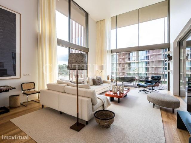 Apartamento T3 duplex com piscina no Empreendimento One Living Li.
