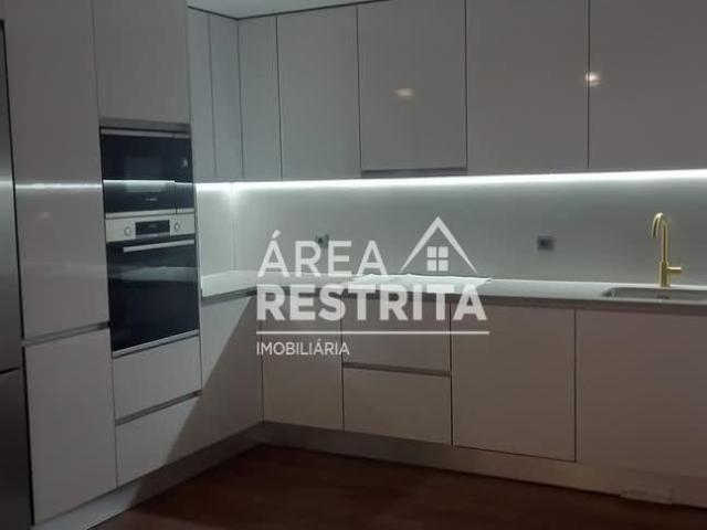 Apartamento T3 Duplex com terrao e Garagem nas Paivas