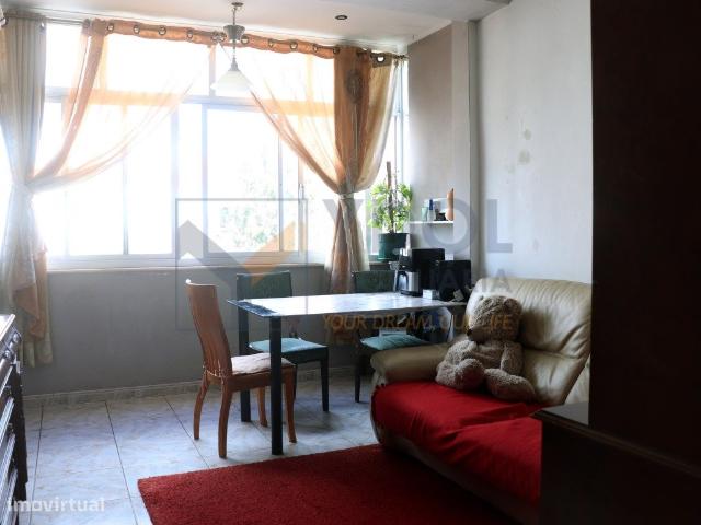 Apartamento T3 Duplex com 112m2, 2 Casas de Banho