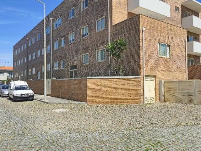 Apartamento T3 Duplex Cond. Fechado c/ Piscina Lavra, Matosinhos