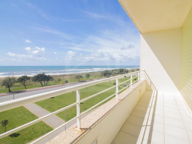 Apartamento T3 Duplex em São Félix da Marinha