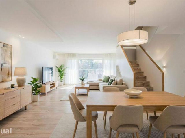 Apartamento T3 duplex novo com varandas à venda na Boavista no Porto