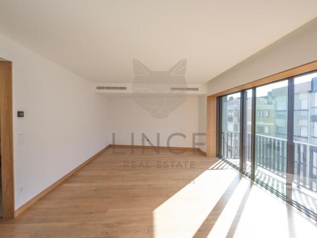 Apartamento T3 duplex no centro da cidade com varanda 0m² Cedofeita, santo ildefonso, sé, miragaia, são nicolau e vitória