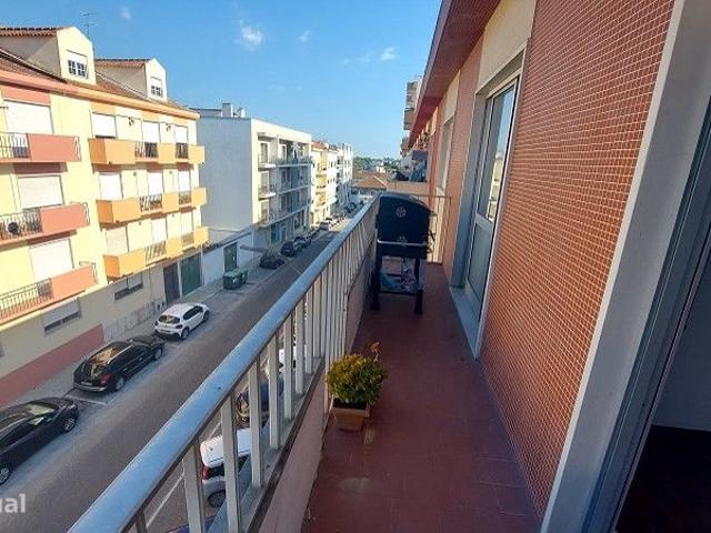Apartamento T3 Duplex no centro do Cartaxo