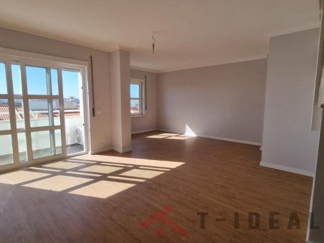 Apartamento T3 Duplex no Baleal com vista mar