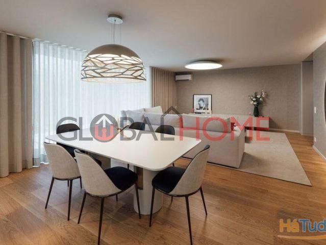 Apartamento T3 Duplex no Empreendimento The Yard | 26063909731