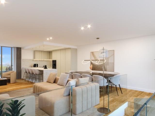 Apartamento T3 Duplex no Porto