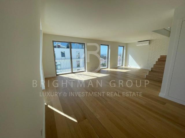 Apartamento T3 duplex na zona oriental de Lisboa 0m² Santa maria dos olivais