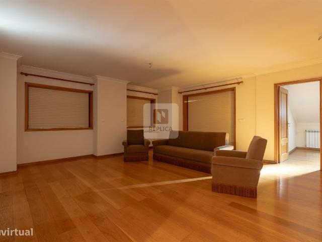 Apartamento T3 Duplex / Recuado com Terrao Vila Nova de Gaia