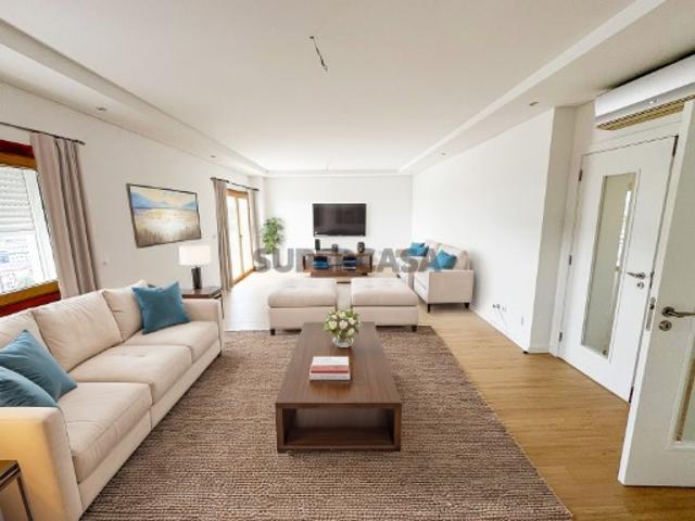 Apartamento T3 Elegante e Moderno na Travessa das Torres, Alfragide A 10 Minutos do Centro de Lisboa