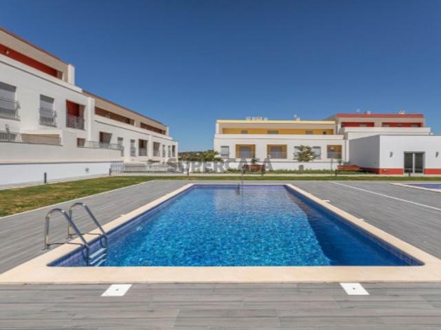 Moradia T3 com Espaço Comercial no Centro de Tavira Largo de São Brás