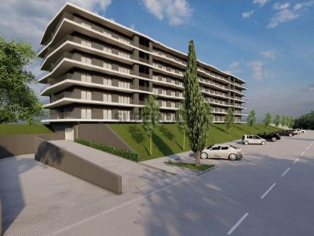 Apartamento T3 em Torres Novas Santa Maria, Salvador e Santiago