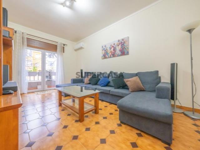 Apartamento T3 em União das Freguesias de Setúbal