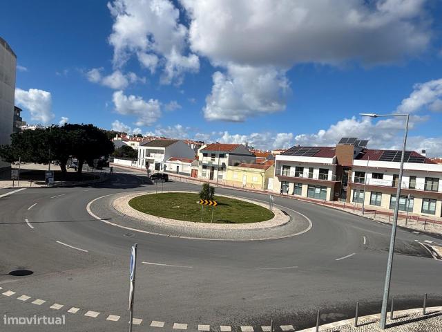 Apartamento T3 em Vale da Amoreira, Baixa da Banheira