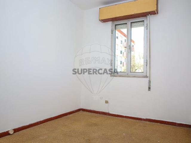 Apartamento T3 em Vialonga
