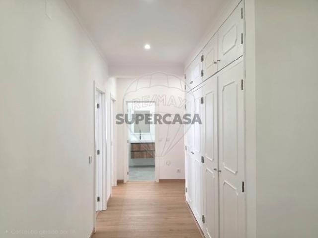 Apartamento T3 em Vialonga