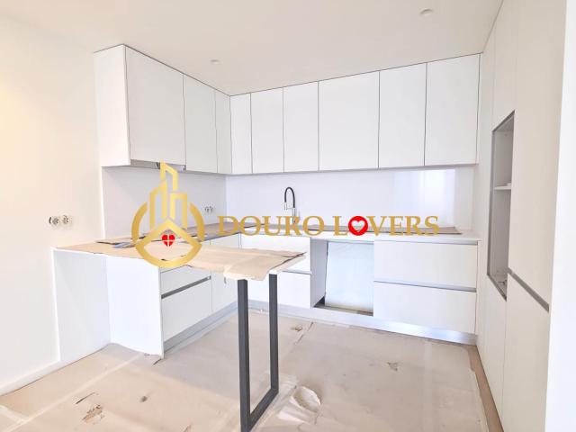 Apartamento T3 em Vila Nova de Gaia S. Félix da Marinha