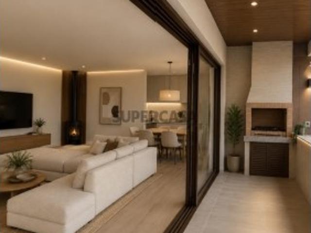 Apartamento T3 em Vila Verde e Barbudo
