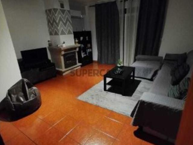 Apartamento T3 em Aguada de Cima