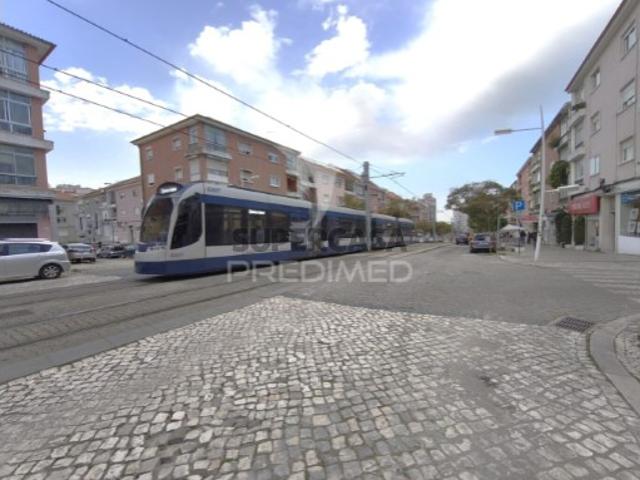 Apartamento T3 em Almada, Cova da Piedade, Pragal e Cacilhas