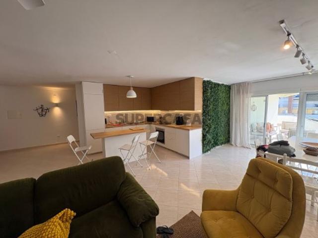 Apartamento T3 em Albufeira e Olhos de Água