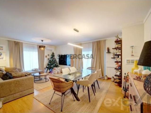 Apartamento T3 em Alcabideche