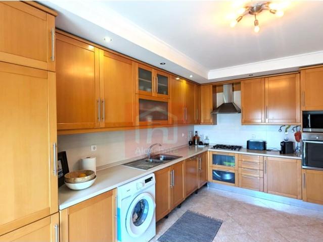 Apartamento T3 em Alcochete com vista rio