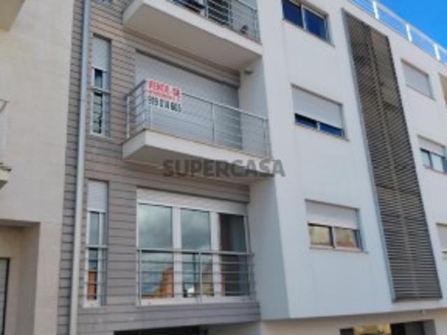 Apartamento T3 em Alcobaça e Vestiaria