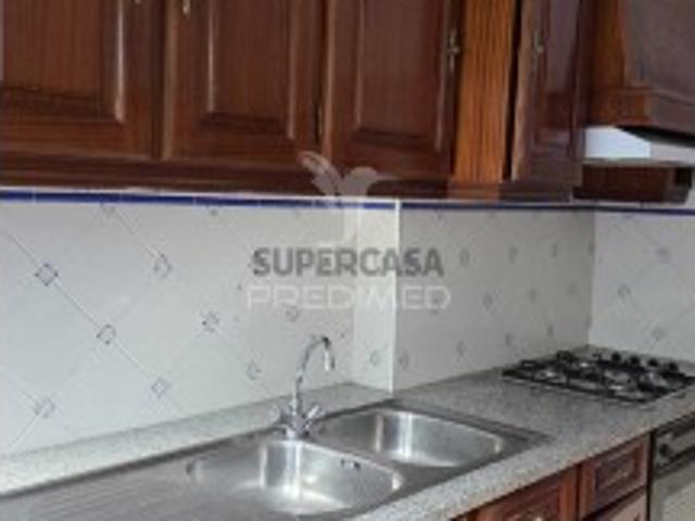 Apartamento T3 em Alcobaça e Vestiaria