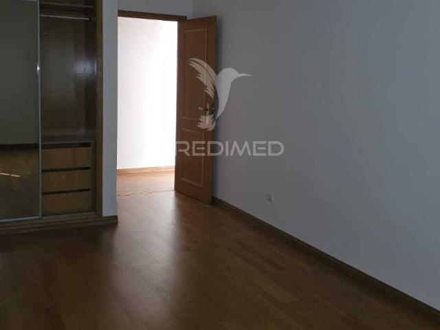 Apartamento T3 em Alcobaça para arrendar
